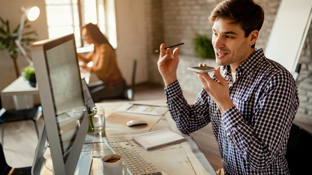 Portage salarial ou micro-entreprise : comment choisir son statut quand on se lance en freelance ?